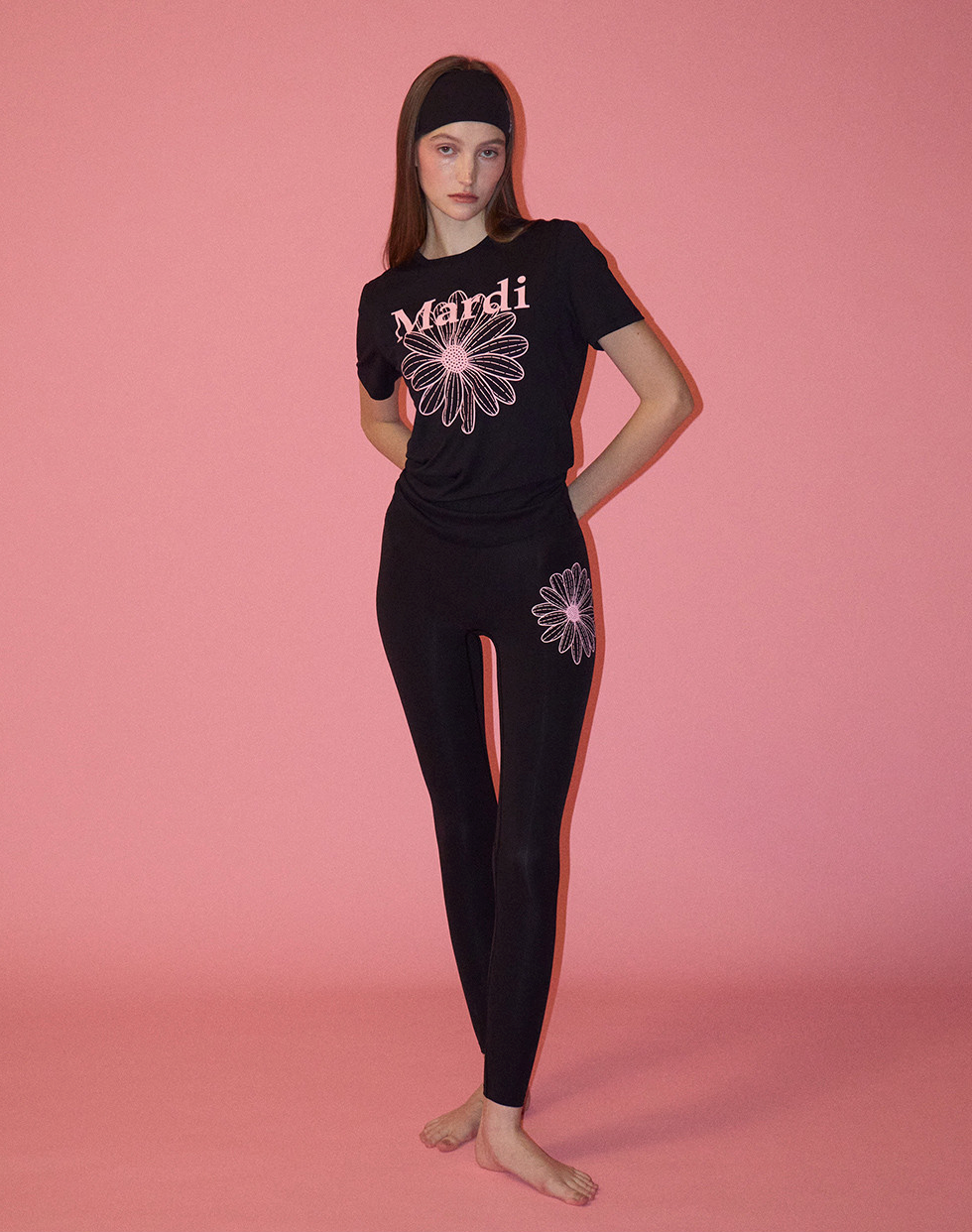 MARDI MERCEDI [ACTIF] AIRLIFT relax fit back slit top flowermardi_BLACK PINK