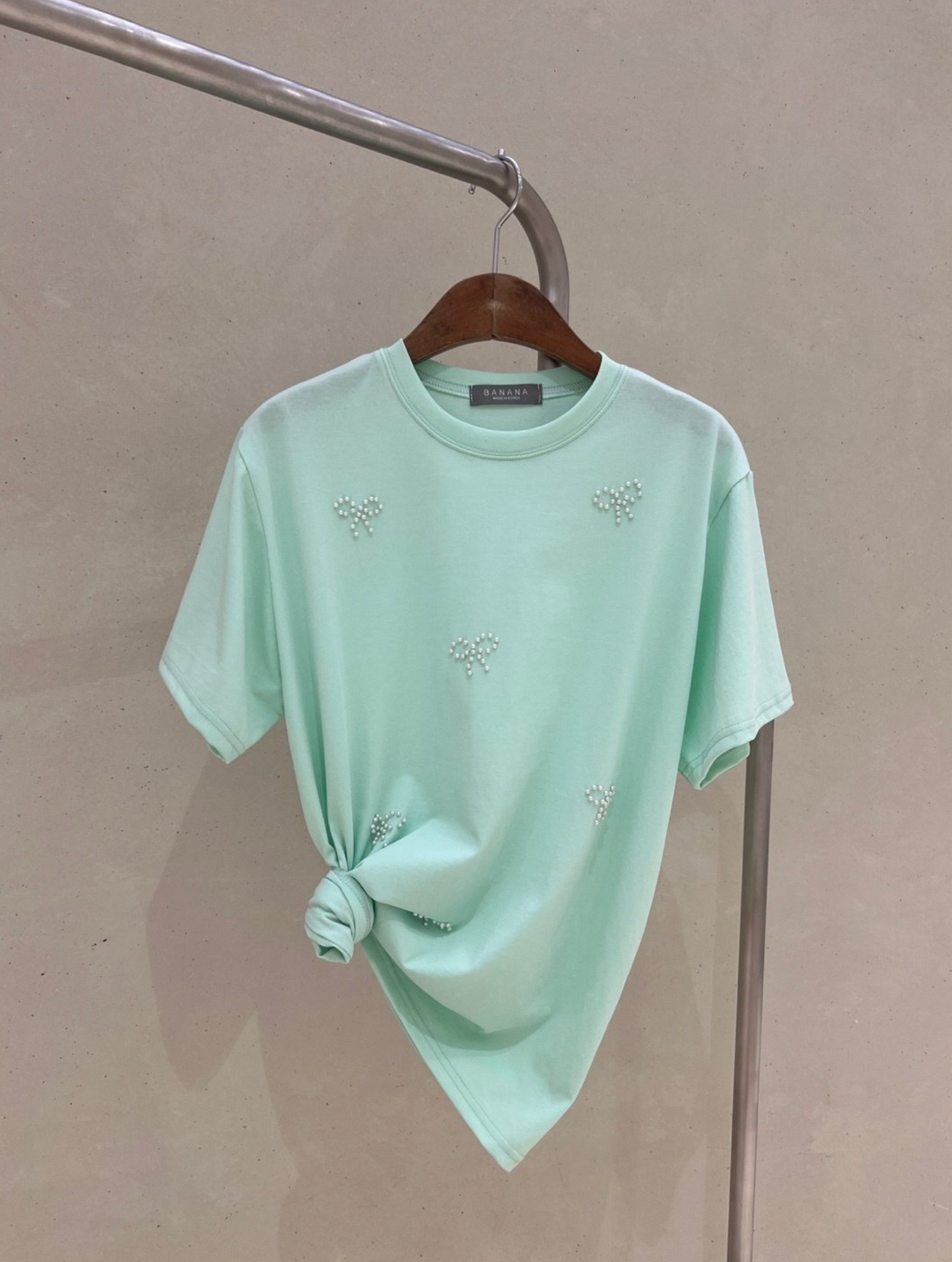 Banana_Pearl Ribbon Tee