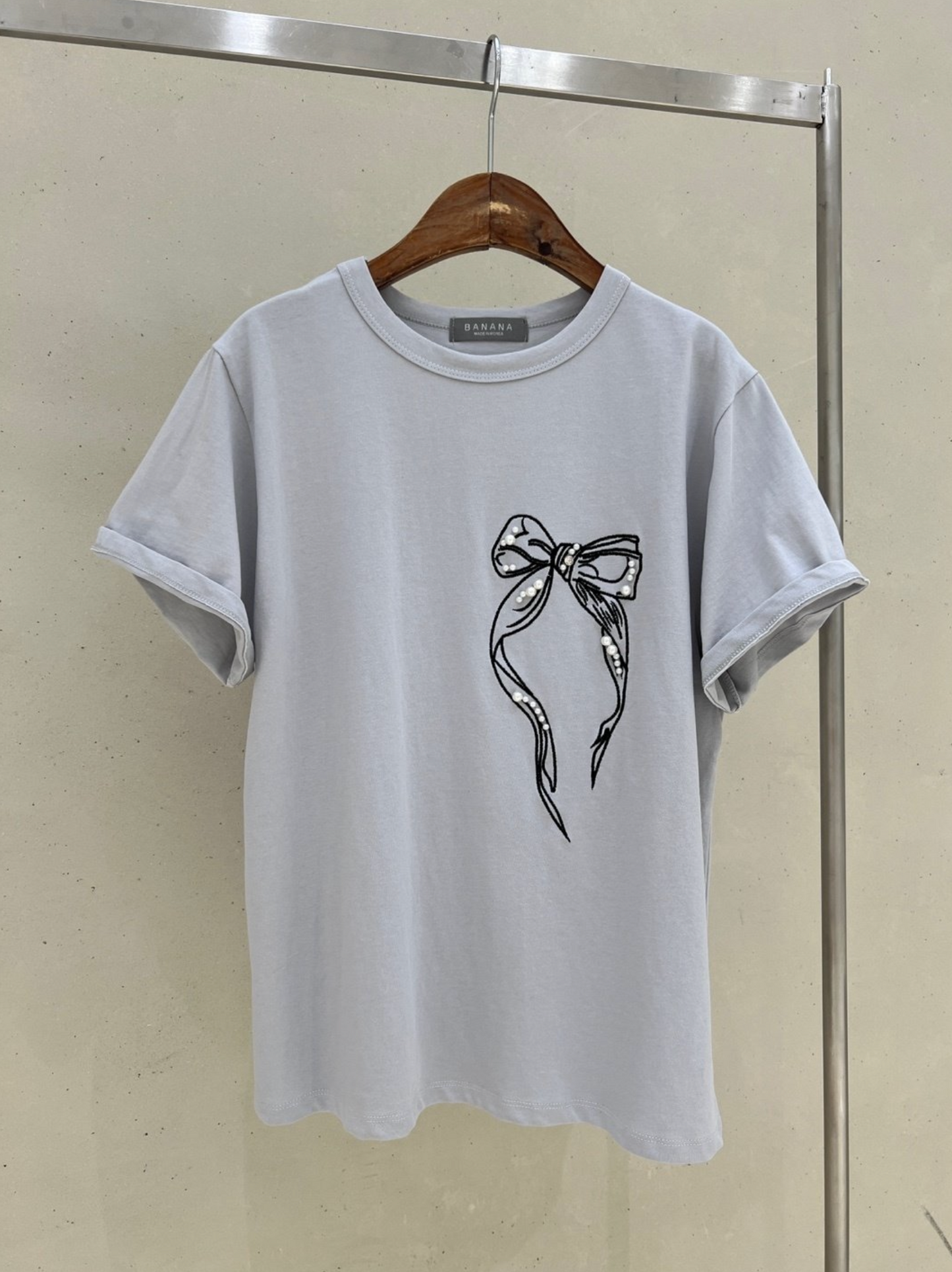 Banana_Ribbon Embroidery Tee