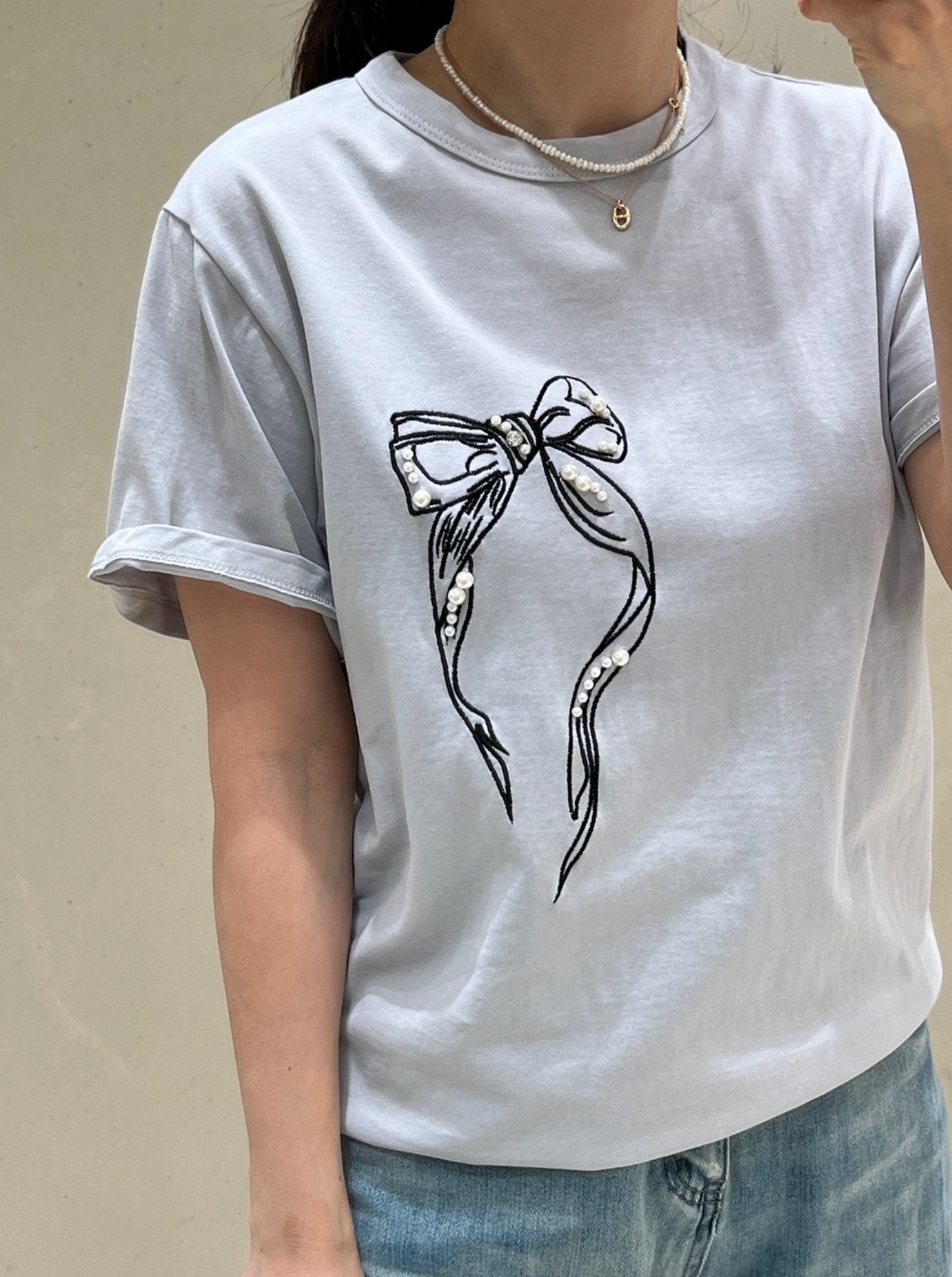 Banana_Ribbon Embroidery Tee