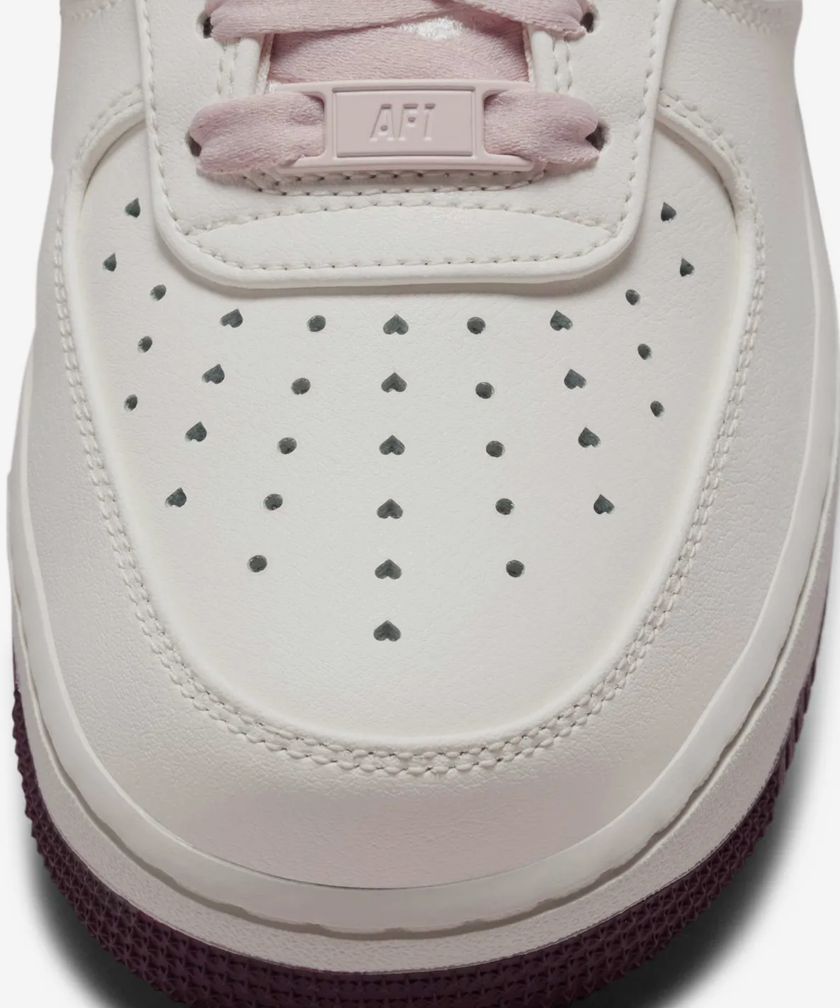 NIKE WMNS AIR FORCE 1'07 REC CN