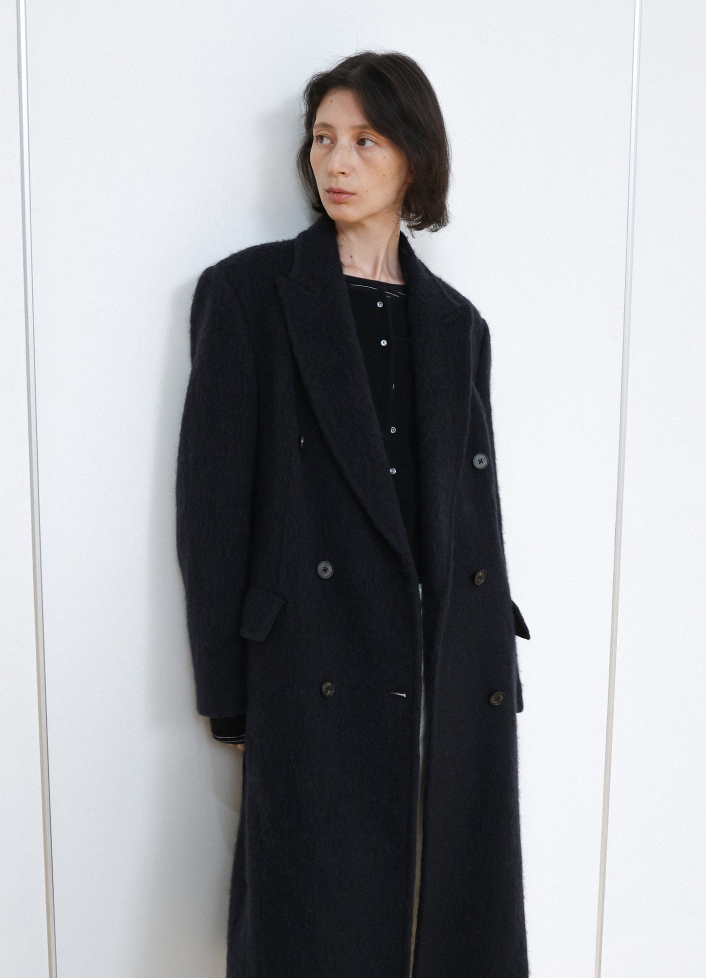 LEVAR Hairy Alpaca Blended Classic Coat - Black