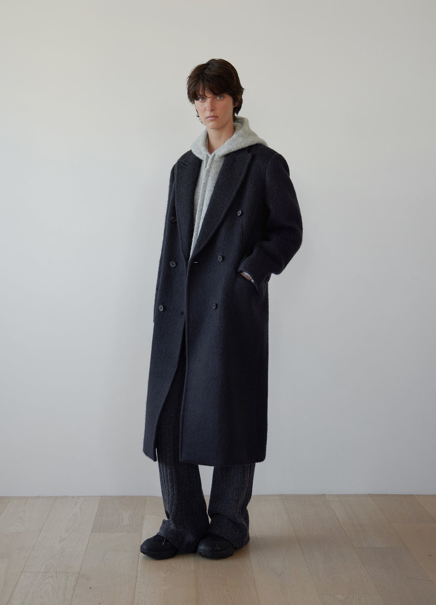 LEVAR Hairy Alpaca Blended Classic Coat - Black